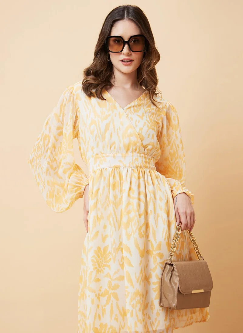 جلو باص فستان نسائي بطبعات زهور وأكمام منفوخة بتصميم -